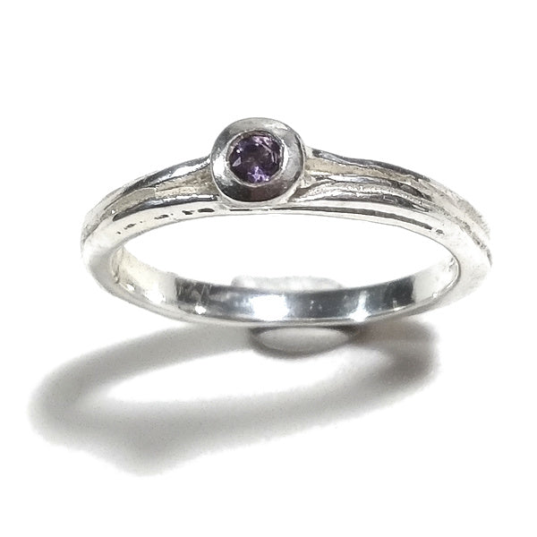 Anello artigianale NAOMIKA in argento 925 con pietra - ametista