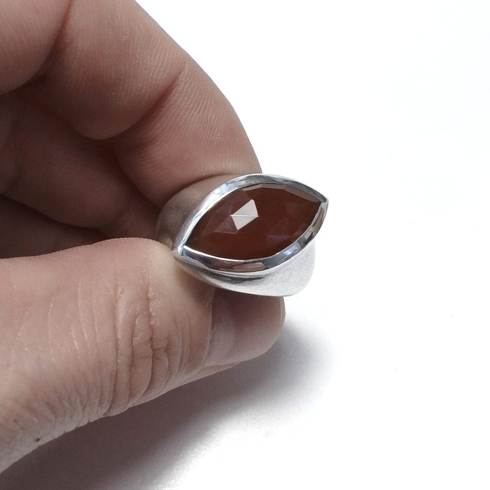 Anello con pietra in argento 925 con Corniola | GIOIELLI IN ARGENTO