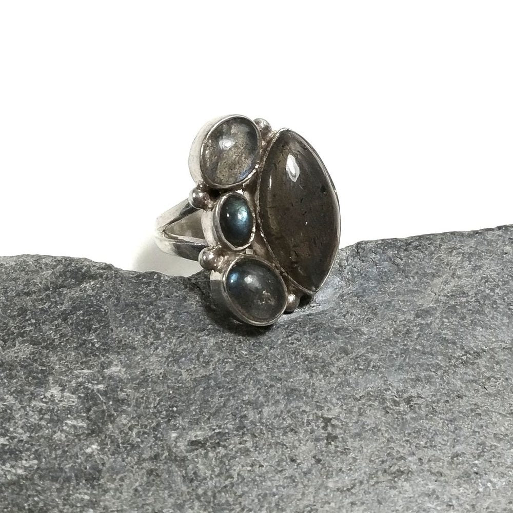 Anello con pietra in argento 925 con Labradorite | GIOIELLI IN ARGENTO