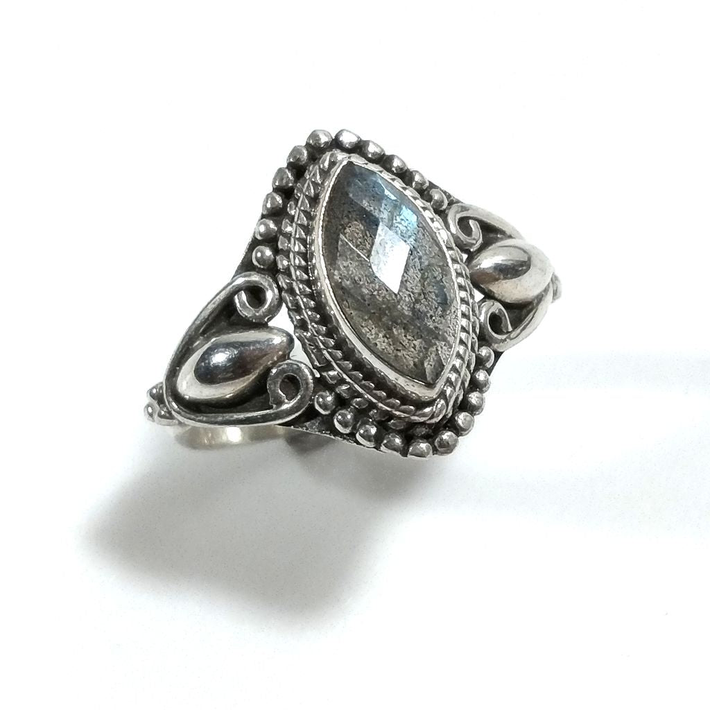 Anello con pietra in argento 925 con Topazio azzurro