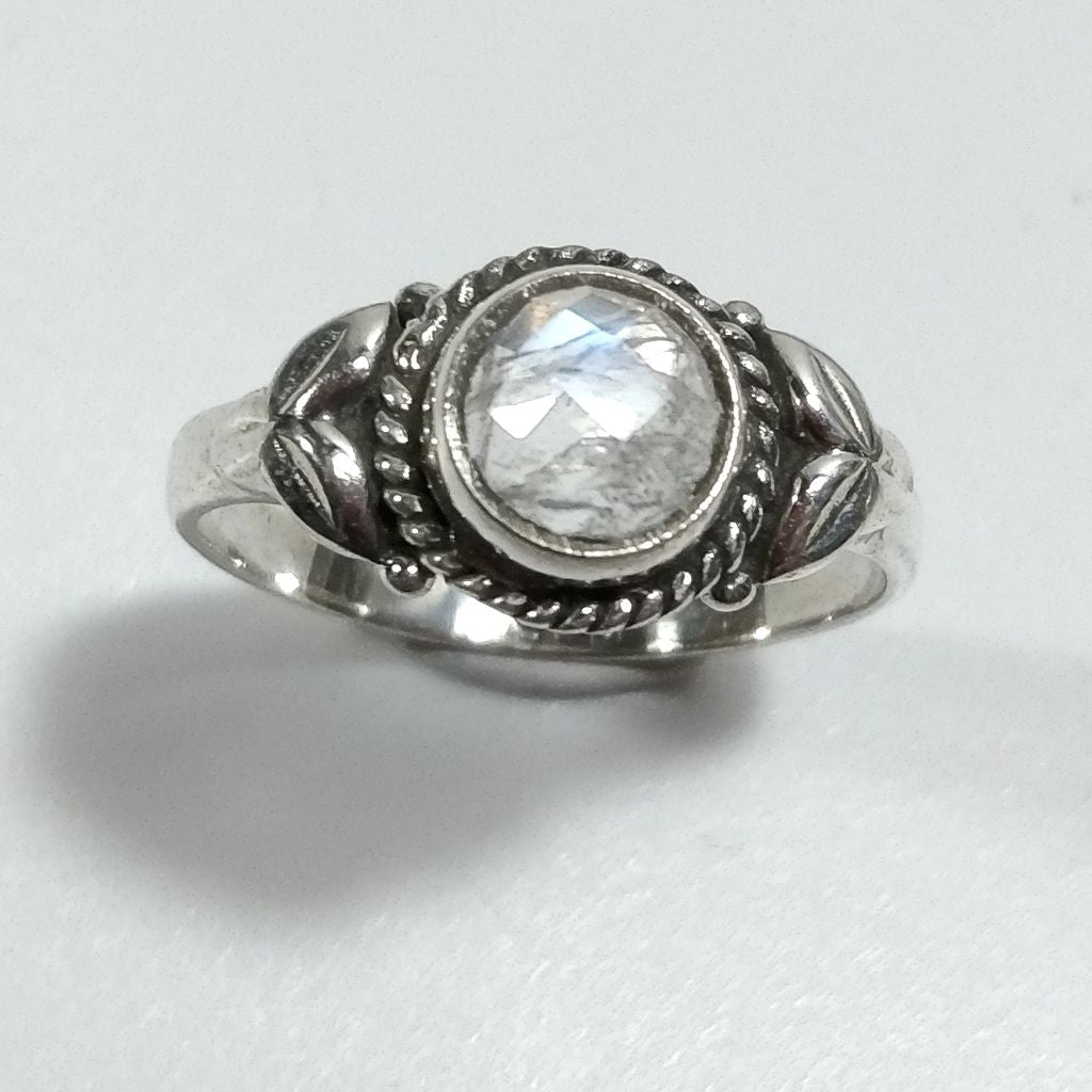 Anello con pietra in argento 925 con Topazio azzurro | GIOIELLI IN ARGENTO