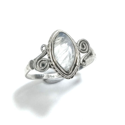 Anello con pietra in argento 925 con pietra di luna