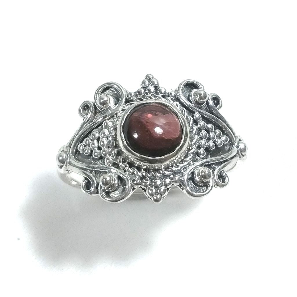 Anello con pietra in argento 925 con Granato, Pietra di luna | Gioielli in argento