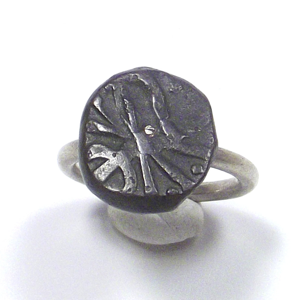 Anello con moneta MOGHUL antica argento - etnico