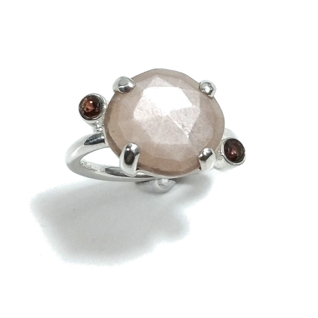 ANELLO artigianale in argento 925 con Pietra di luna - apricot | Gioielli in argento