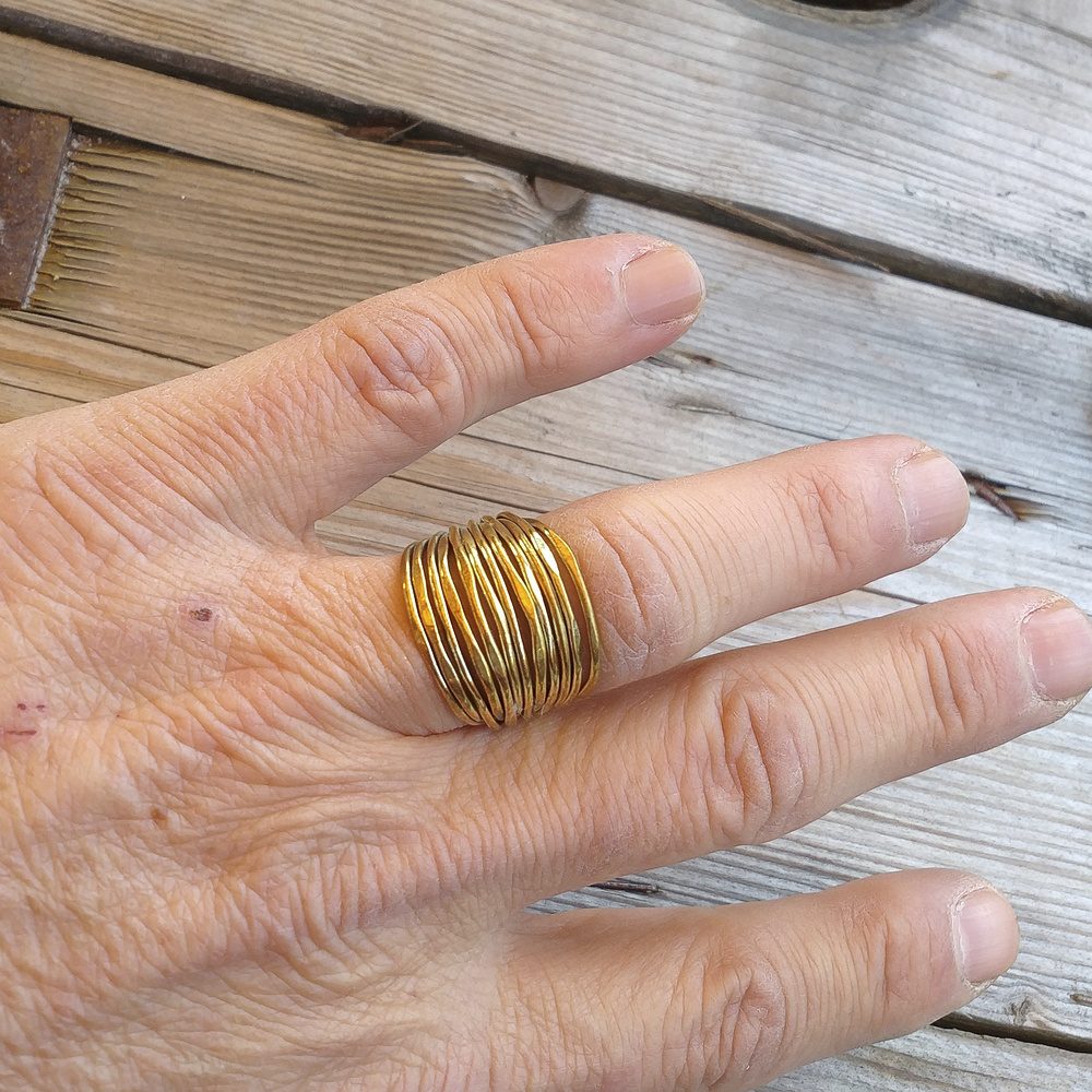 Anello fascia ARI in ottone ANELLO artigianale con pietra | ANELLI artigianali