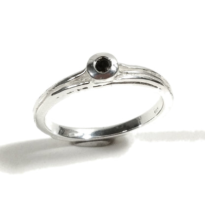 Anello artigianale in argento 925 con pietra | Artigianato artistico in argento 925
