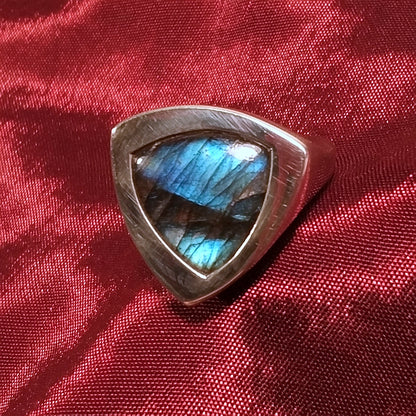 ANELLO artigianale in argento 925 con Corniola sfaccettata | Gioielli LABRADORITE