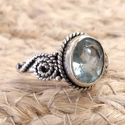 ANELLO HAIMA artigianale in argento 925 - topazio azzurro
