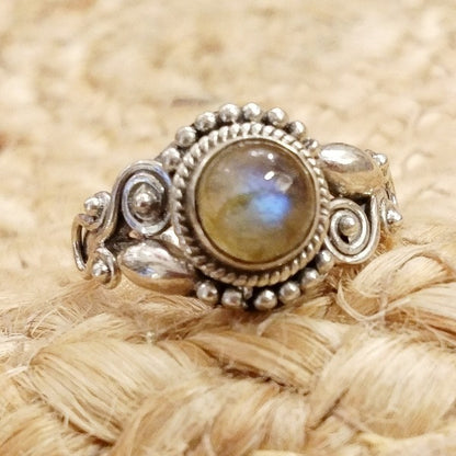 Anello con pietra in argento 925 con Pietra di luna, Ametista, Onice nero | GIOIELLI ETNICI