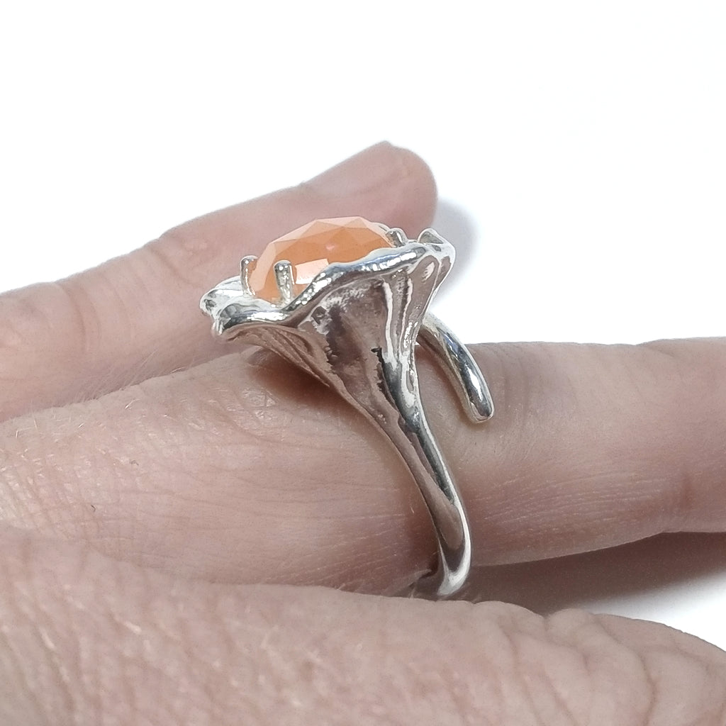 Anello con pietra in argento 925 con Corniola | GIOIELLI IN ARGENTO