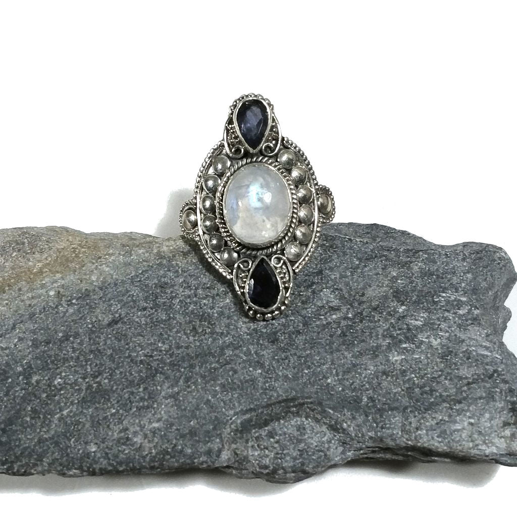 Anello con pietra in argento 925 con Pietra di luna e iolite | GIOIELLI IN ARGENTO