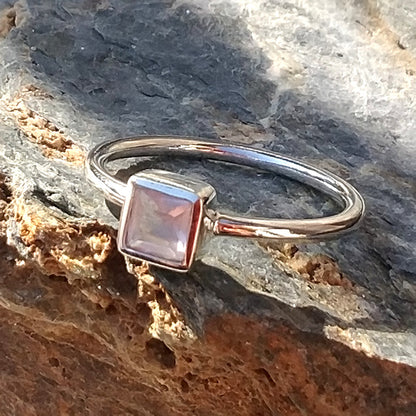 Anello DADO sovrapponibile in argento 925 con pietra | Minimal DADO
