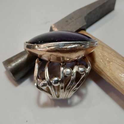 Anello rubino stellato bronzeage1968 GARWHA – lavorazione fascia