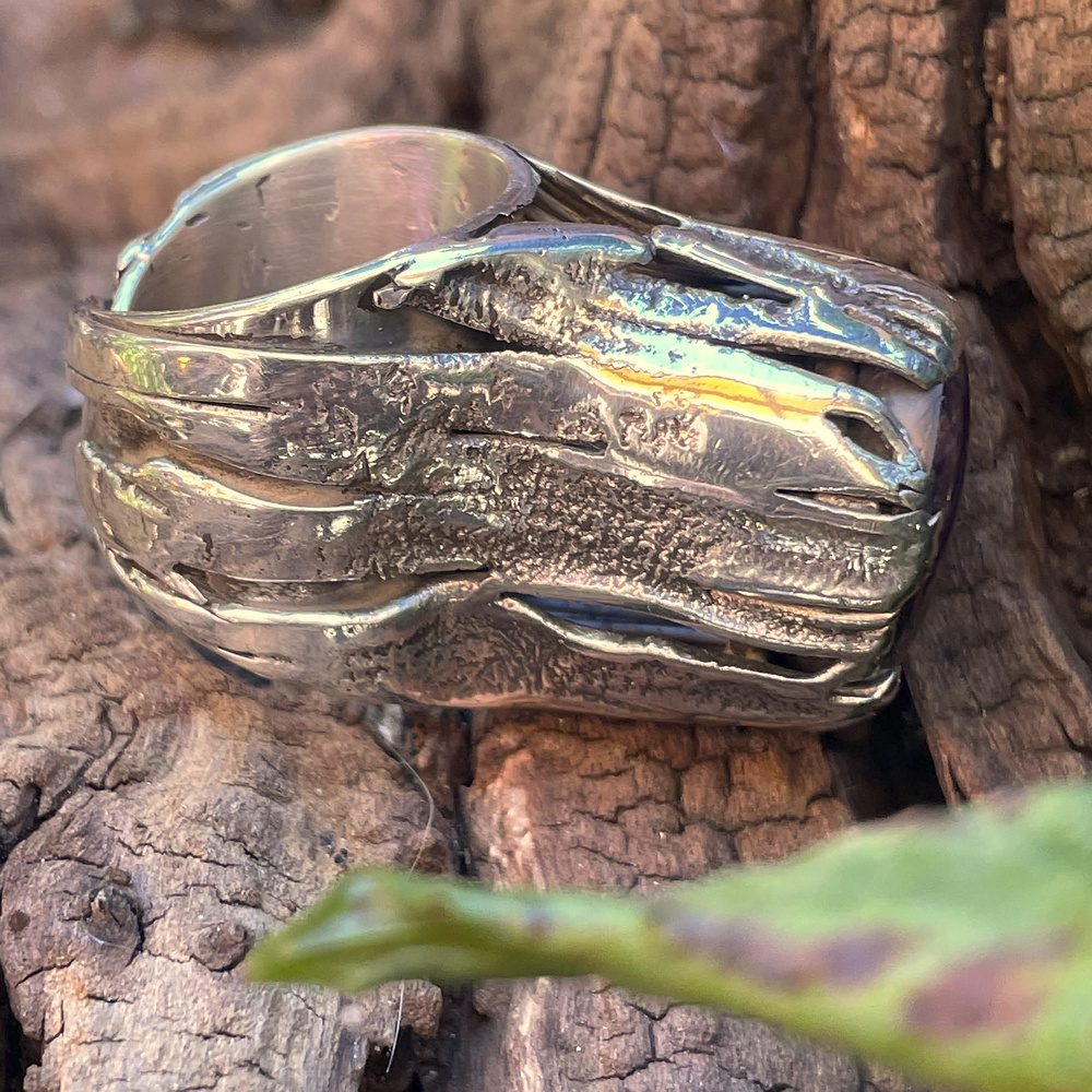 Anello artigianale con Rubino stellato in argento 925 - Pezzo unico