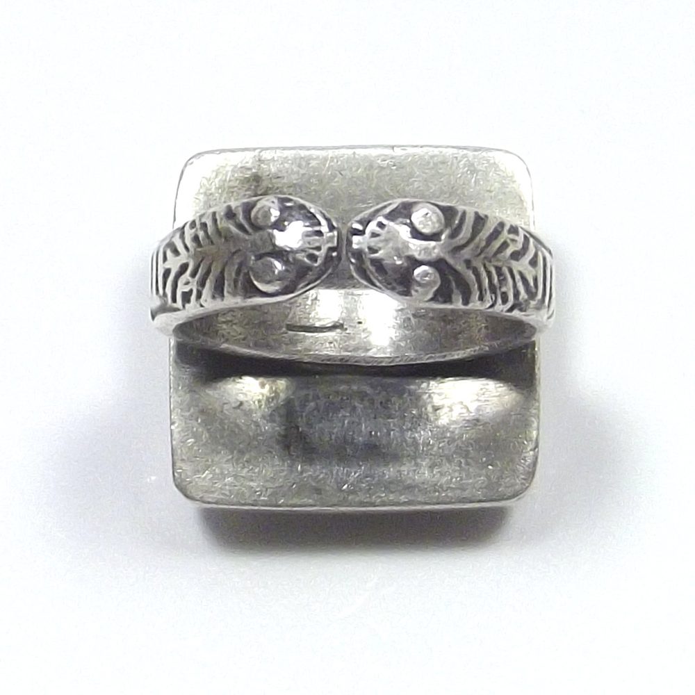 Anello SIGILLO ETNICO argento antico con elefante e fascia decorata