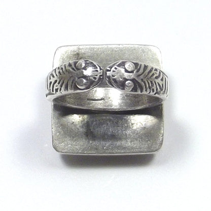 Anello SIGILLO ETNICO argento antico con elefante e fascia decorata