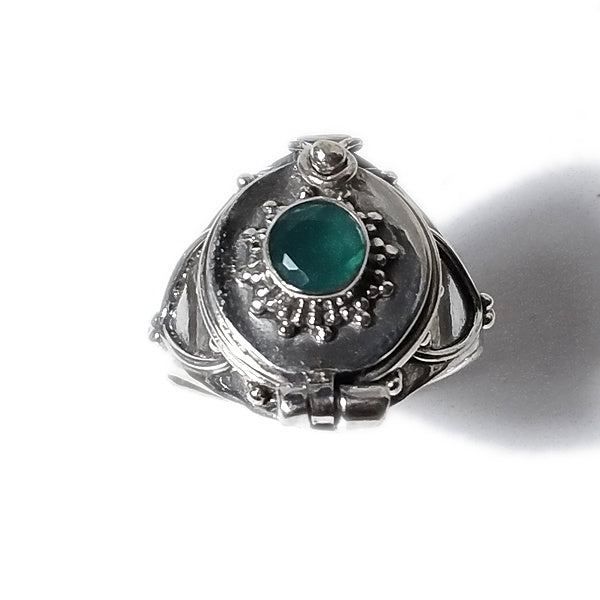 ANELLO KASHI argento 925 veleno puntinato con agata verde