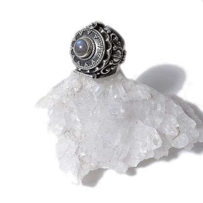 ANELLO ORISSA argento 925 veleno puntinato con pietra | Gioielli etniciANELLO ORISSA argento 925 veleno puntinato con pietra | Gioielli etnici