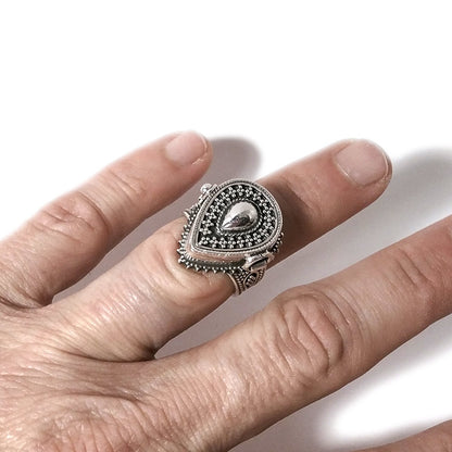 Anello in argento 925 puntinato a goccia - MUMBAY