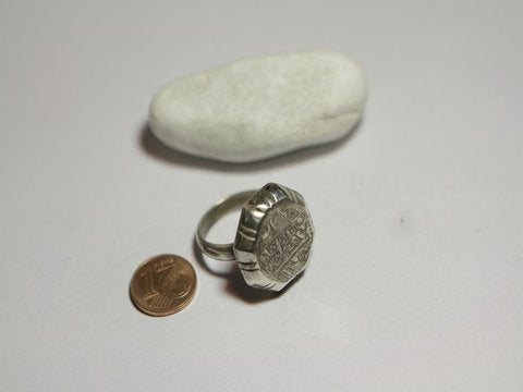 anello con moneta moghul argento