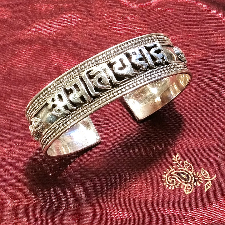 Bracciale OM MANI PADME HUM in argento 925 - Siddhartha