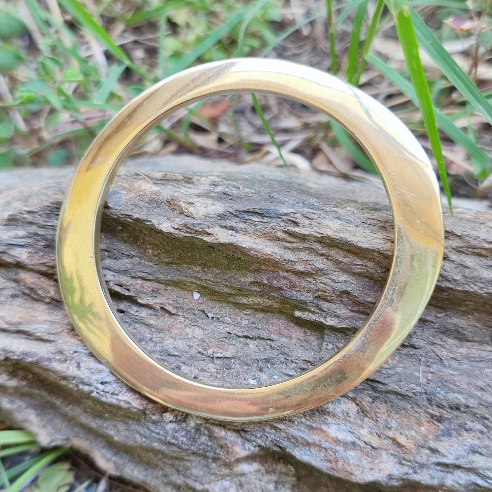 Bracciale rigido etnico in ottone Neerav