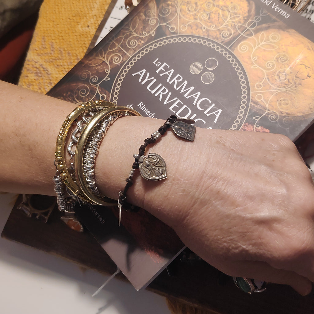 Bracciale Etnico Artigianale in Argento con DURGA Shiva e Brahma