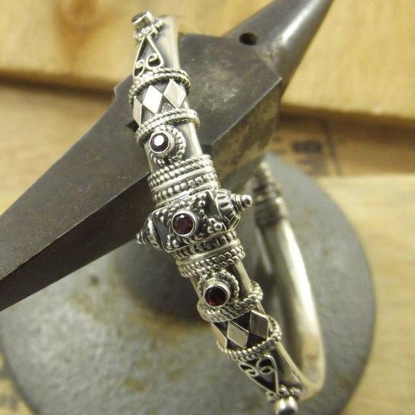 BRACCIALE fascia con filigrana - RUBINO – immagine1