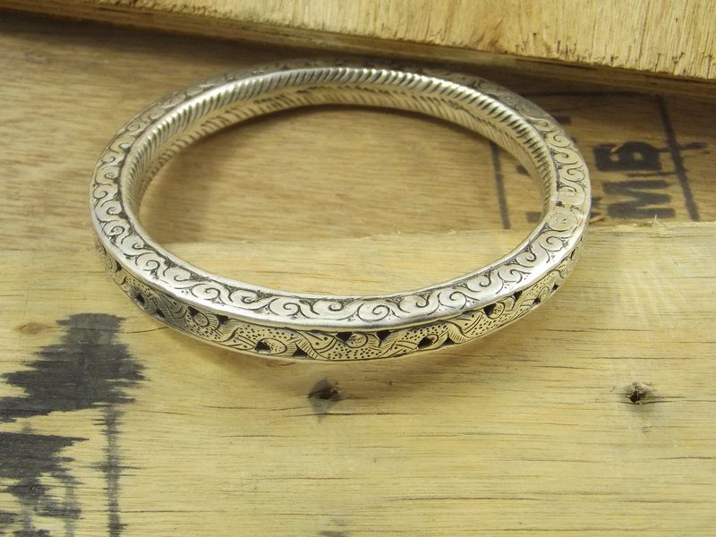 BRACCIALE TRAFORO argento ETNICO II – immagine3