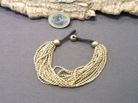 Bracciale etnico Naga in ottone multi – immagine2