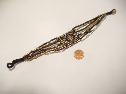 Bracciale etnico Naga in ottone – immagine3