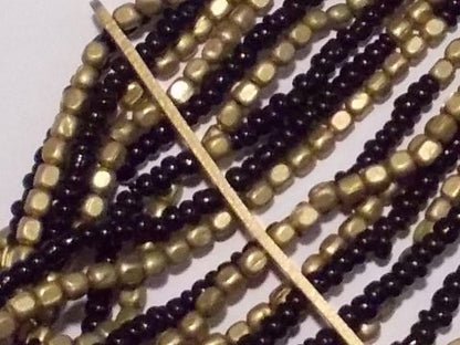 Bracciale etnico Naga in ottone – immagine2