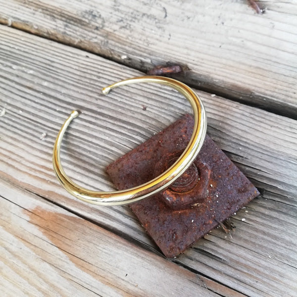 Bracciale NEELJA in ottone Bracciale artigianale | BRACCIALE rigido