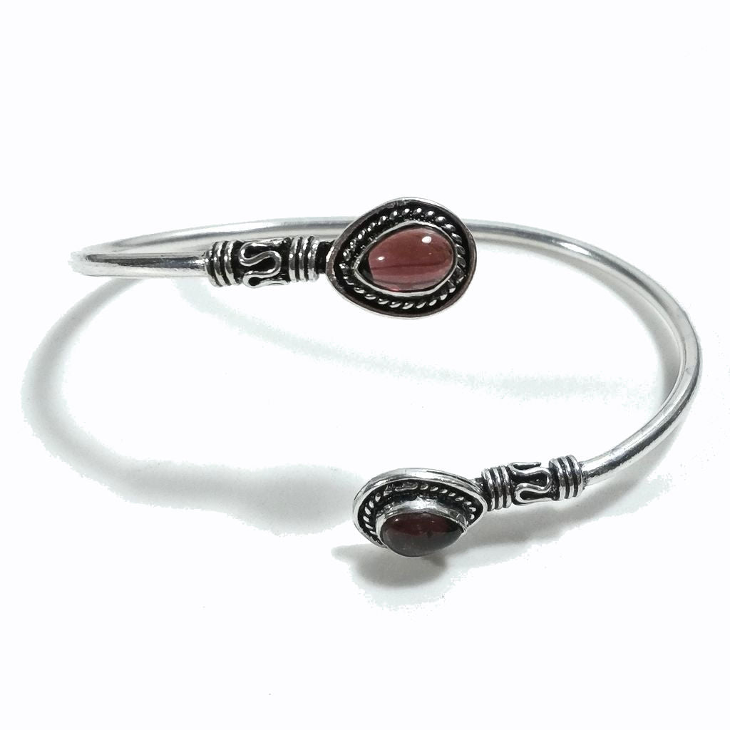 Bracciale artigianale in ottone con pietra - SEMALPURA