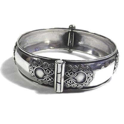 Bracciale etnico NANKU in argento rigido | Gioielli etnici Il mondo di Wit