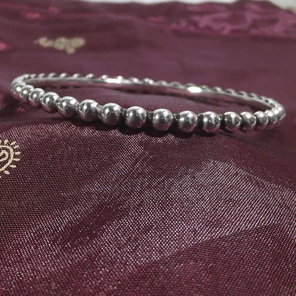 Bracciale etnico HABA a cerchio in argento - rigido | Gioielli etnici ilmodndodiwit.com