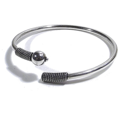 Bracciale etnico DEWI in argento da UOMO o DONNA - rigido | Gioielli da Uomo