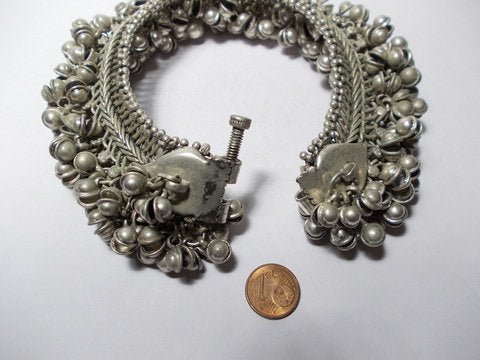 Cavigliera ETNICO /antico argento – aperta