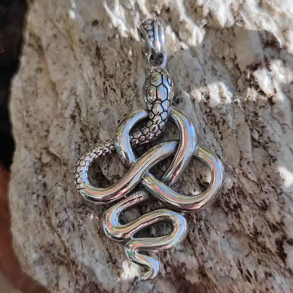 Ciondolo serpente in argento 925 - GOGUNDA