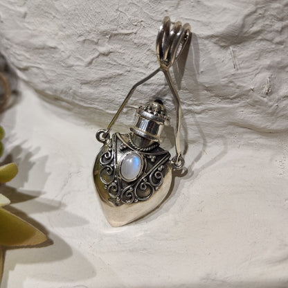 Ciondolo porta profumo in argento - TRANQUUEBAR – immagine11