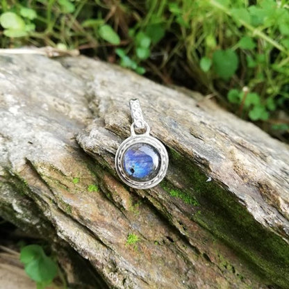 Ciondolo RAJATA con pietra LABRADORITE in argento 925 Ciondolo artigianale