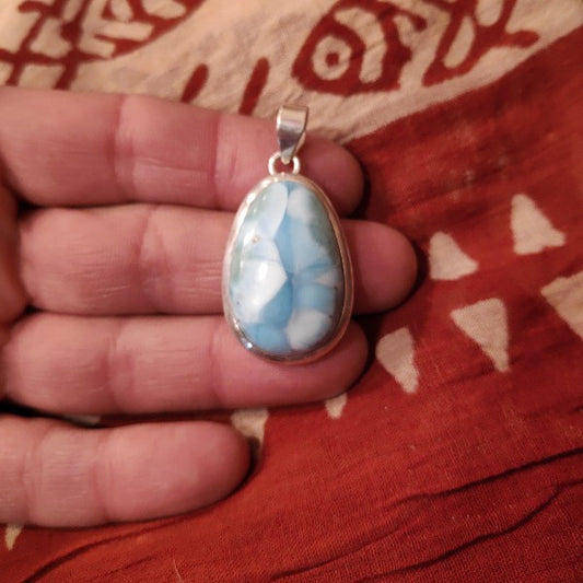 Ciondolo MAR con pietra LARIMAR  in argento 925 Ciondolo artigianale