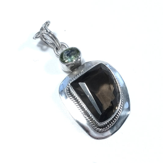 Ciondolo ETNICO in argento 925 con Ciondolo con pietra Peridoto Quarzo fumè | GIOIELLI IN ARGENTO