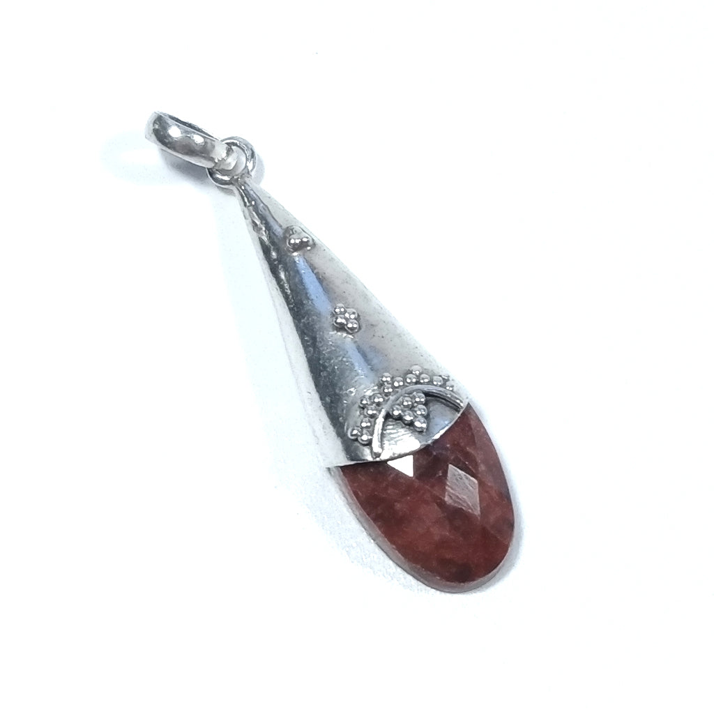 Ciondolo ETNICO in argento 925 con Radice di Rubino | GIOIELLI IN ARGENTO