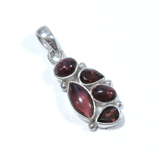 Ciondolo artigianale in argento 925 con Ciondolo con pietra Granato | GIOIELLI IN ARGENTO