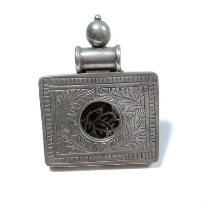 Ciondolo etnico in argento antico decorato - SAMHAR