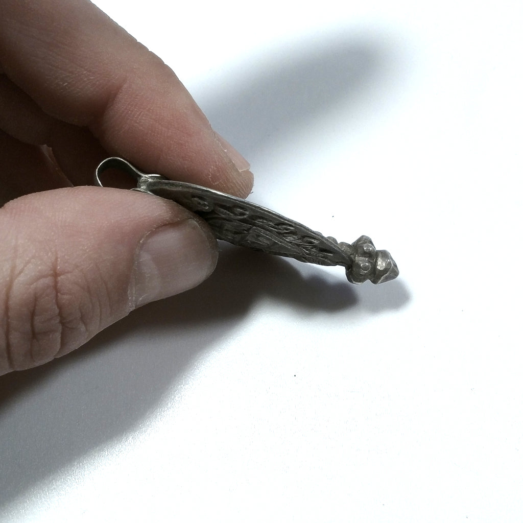 Ciondolo ETNICO in argento antico con NAGA | GIOIELLI ETNICI – immagine4