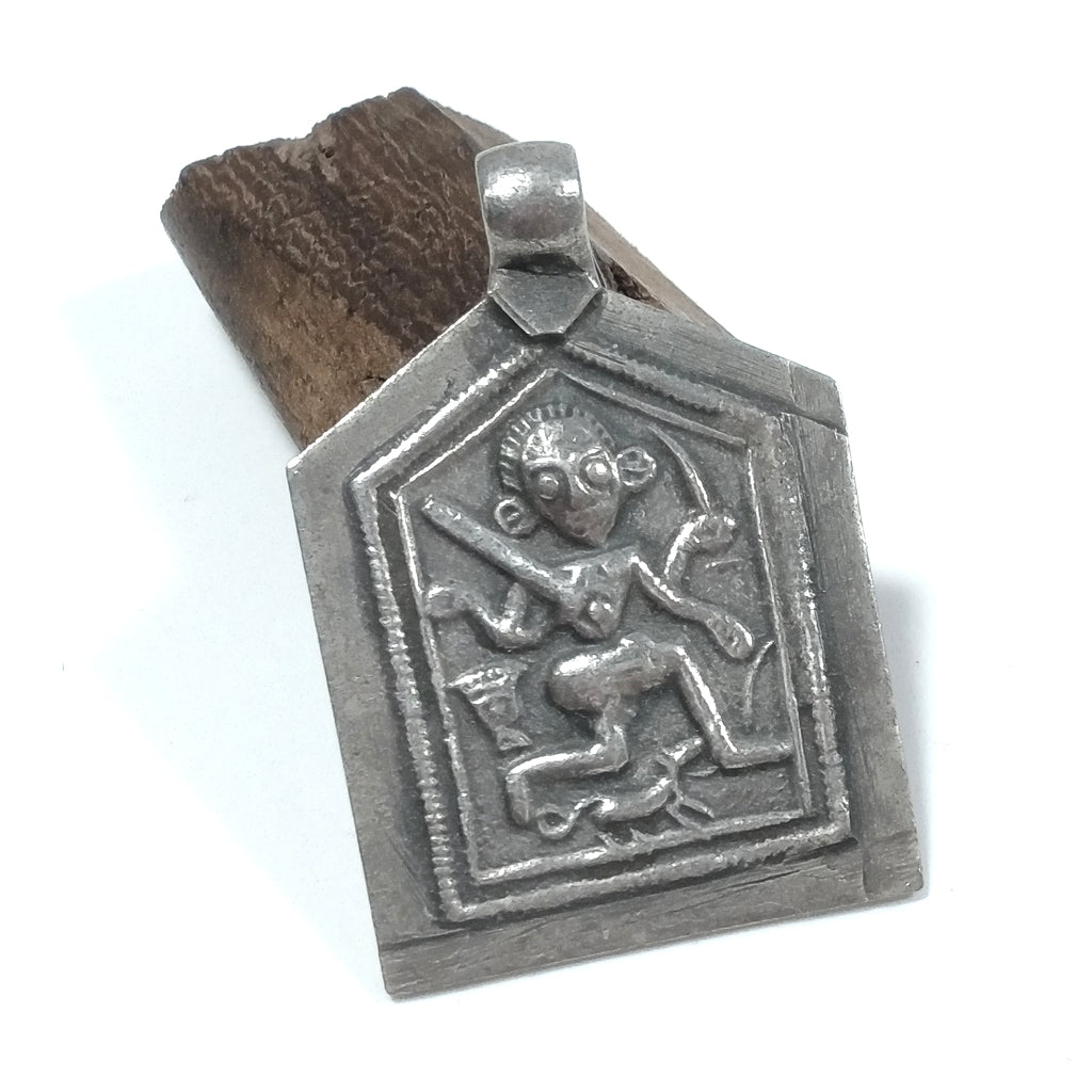 Ciondolo ETNICO in argento antico con HANUMAN | GIOIELLI ETNICI