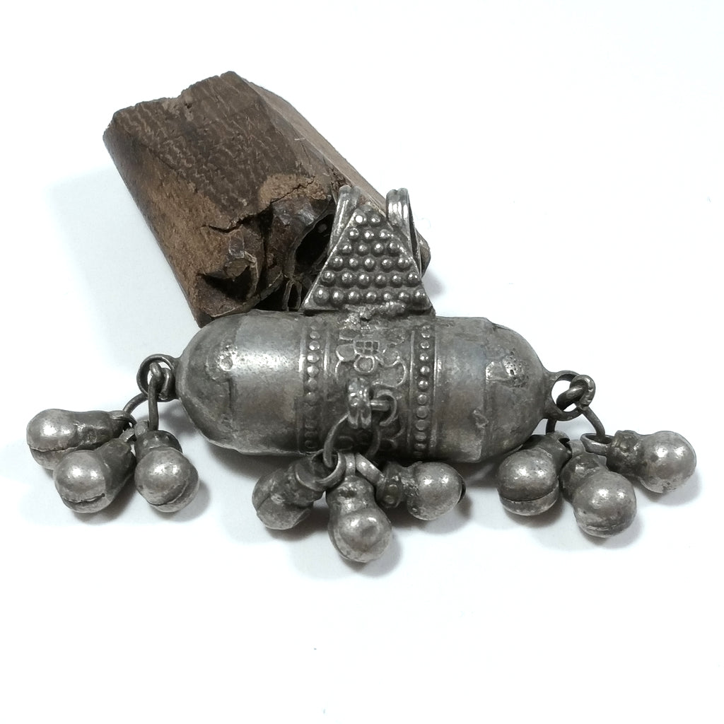 Ciondolo ETNICO in argento antico con PORTA PREGHIERE | GIOIELLI ETNICI – immagine7